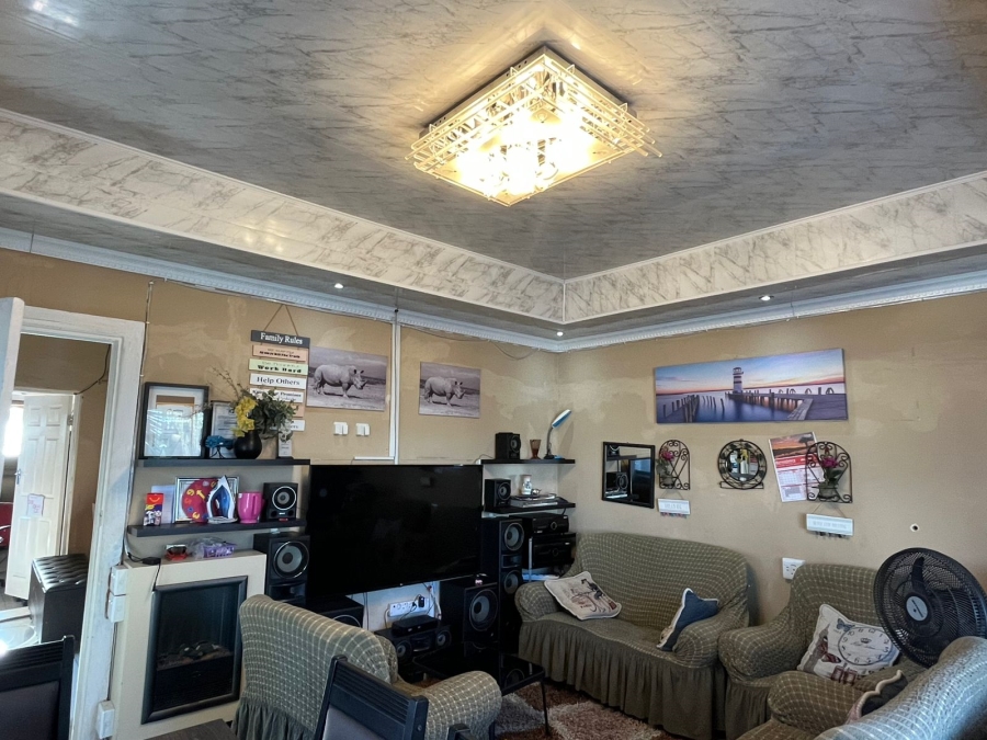6 Bedroom Property for Sale in Rosemount Eastern Cape